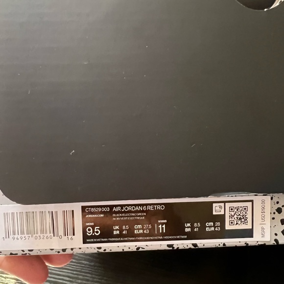 Electric Green Jordan 6s - Picture 3 of 5